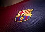 熊猫体育平台-巴黎对阵AC米兰，阿克扛起全队，逆境中绽放的领袖光芒