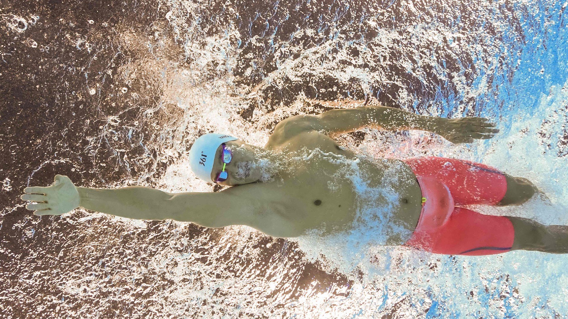 绝境中的火焰，梁靖崑惊天逆转，波兰队翻盘瑞典队的传奇之夜