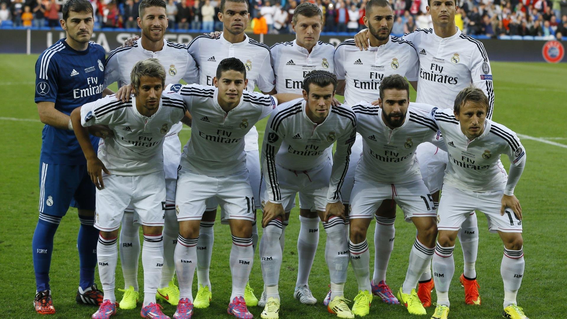 世界杯之夜，霍勒迪关键战不手软，铸就北美足球传奇